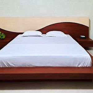 Hayori Hotel Redpartner
